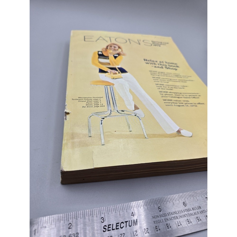 1972 Eaton's Spring And Summer Catalogue - Picture 10 of 10